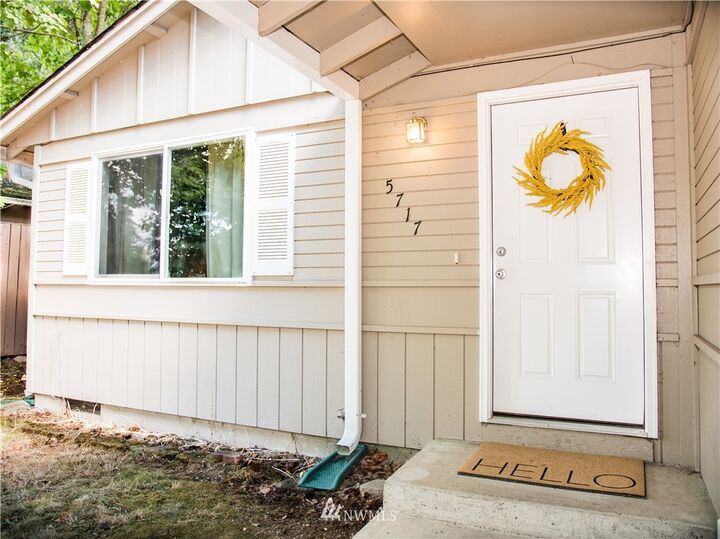 Property Photo:  5717 E Roosevelt Avenue  WA 98404 