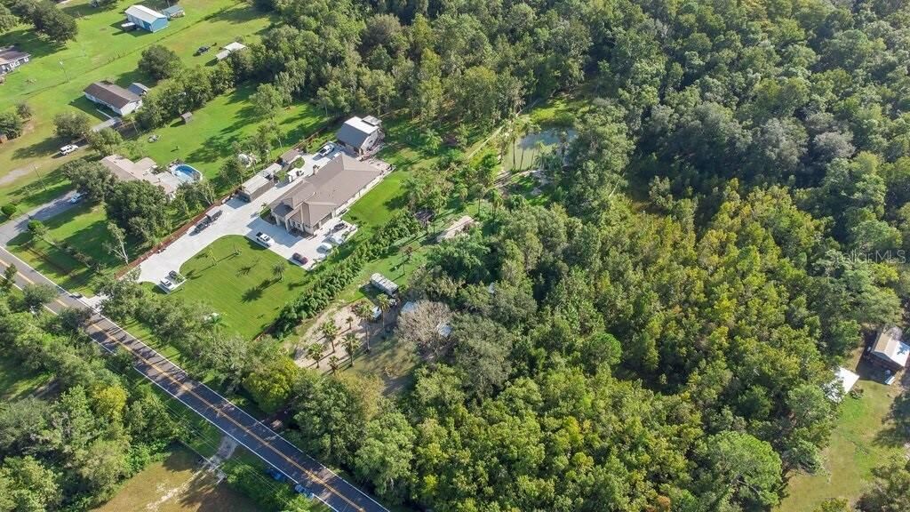 Property Photo:  805 Baron Road  FL 32828 