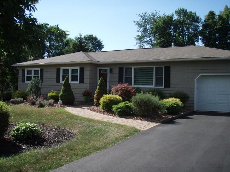 Property Photo:  22 Partridge Run  NJ 07882 