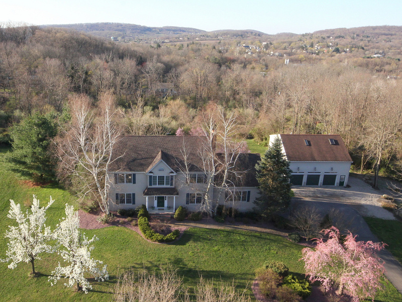 Property Photo: 3 Jocelyn Court NJ 08827