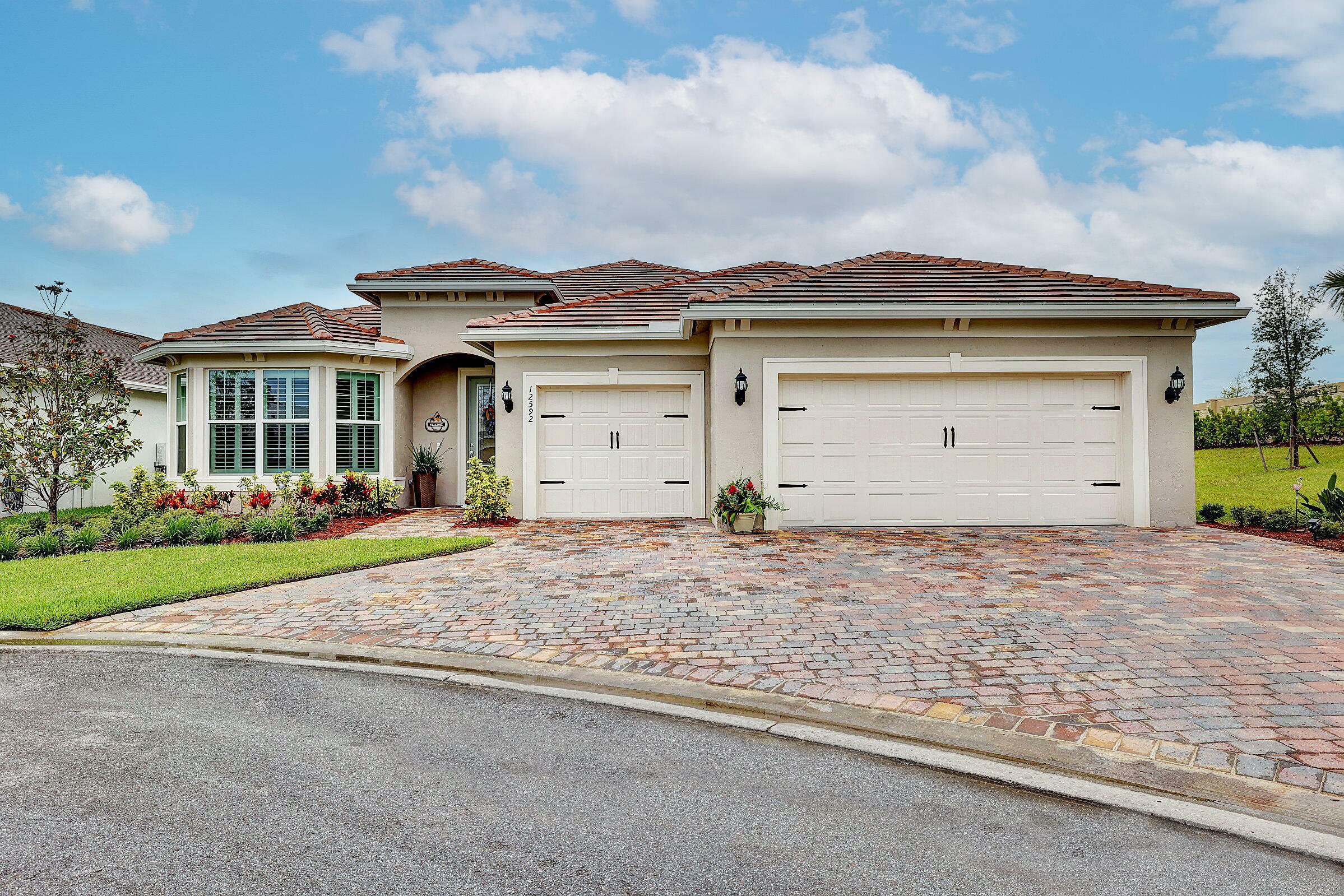 Property Photo:  12592 SW Cattleya Lane  FL 34987 