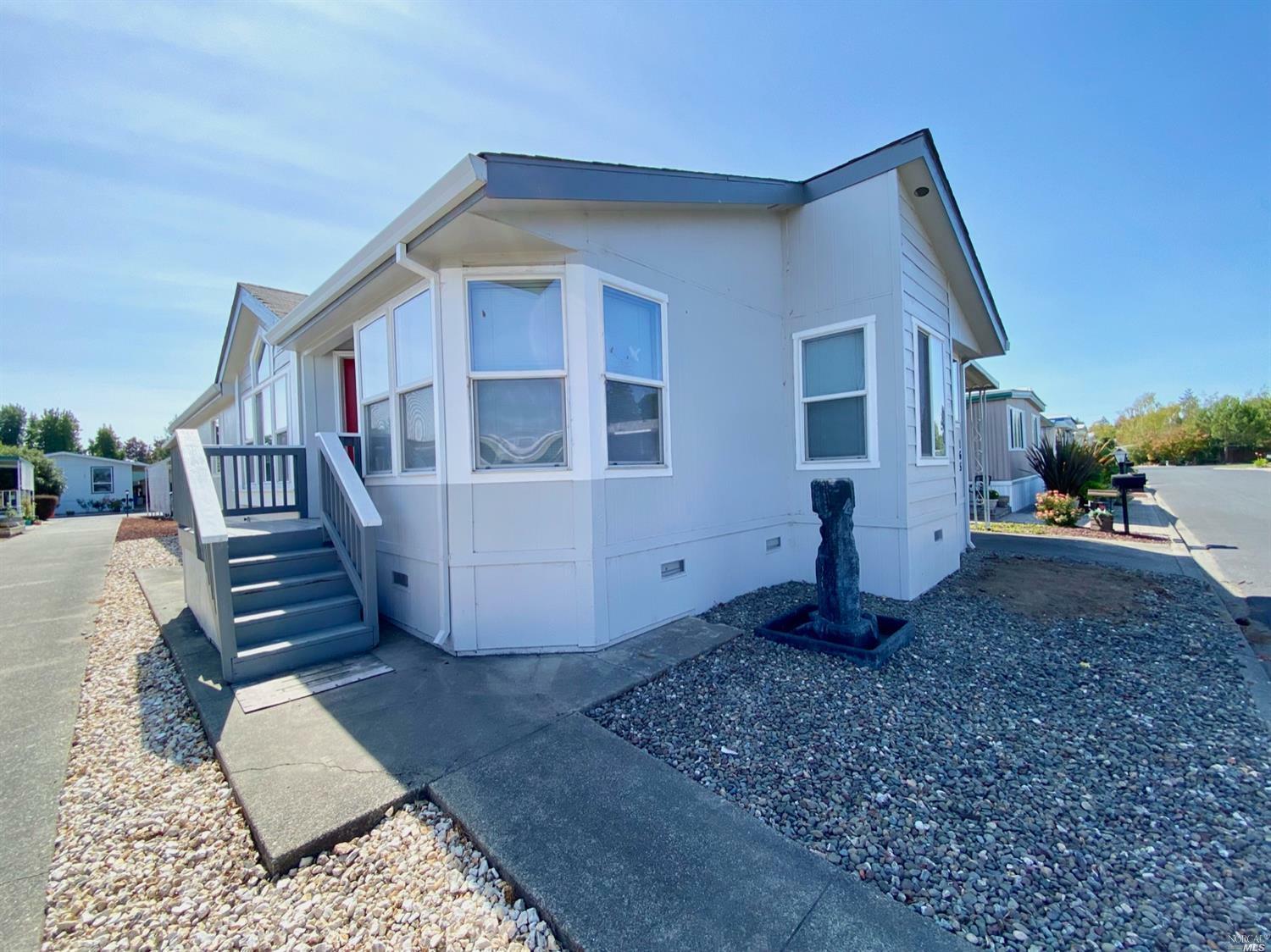 Property Photo: 165 Shoreham Way CA 95401
