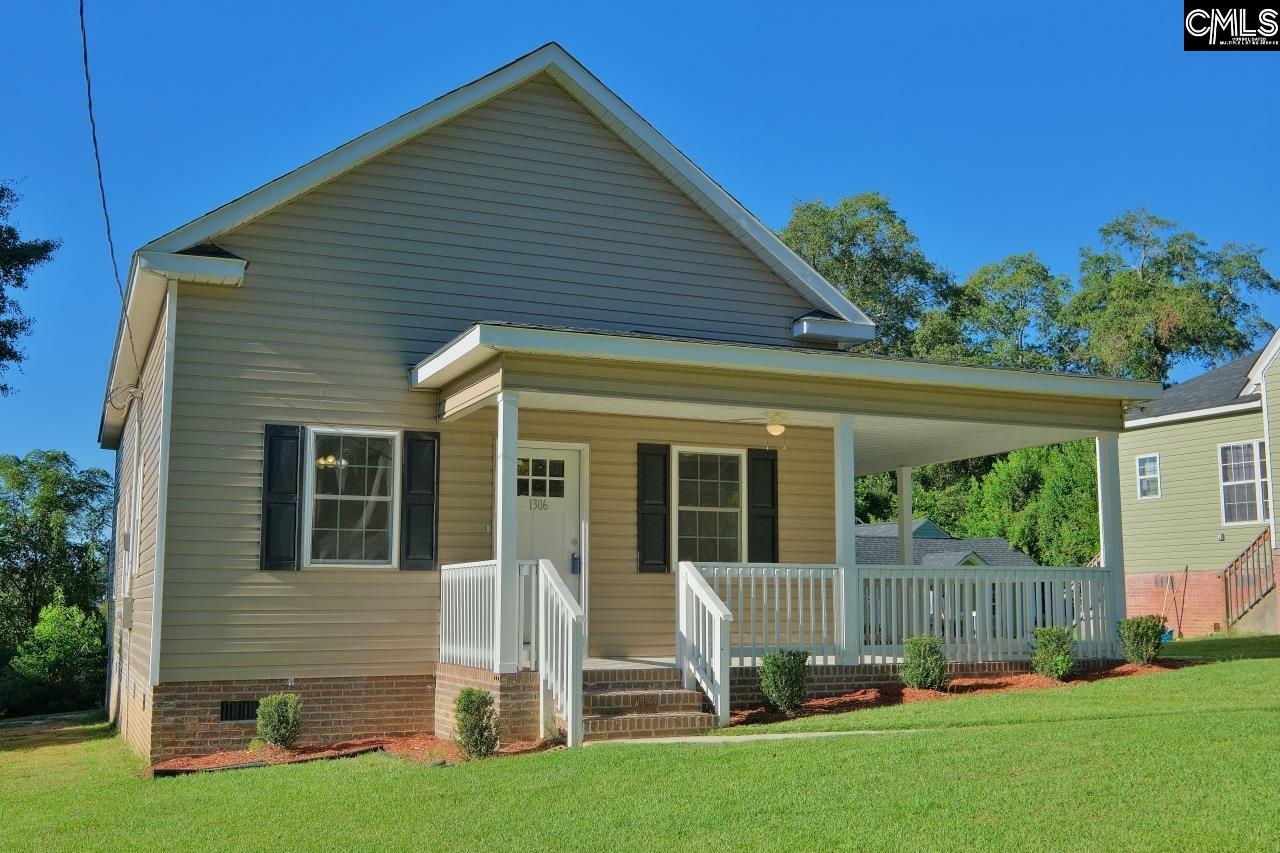 Property Photo:  1306 Hendrix St  SC 29203 