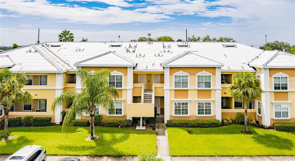 Property Photo:  1155 Villagio Circle 202  FL 34237 