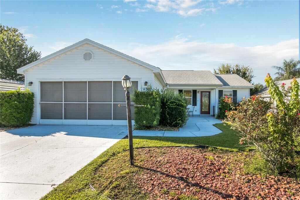 Property Photo: 1130 W Boone Court FL 32159