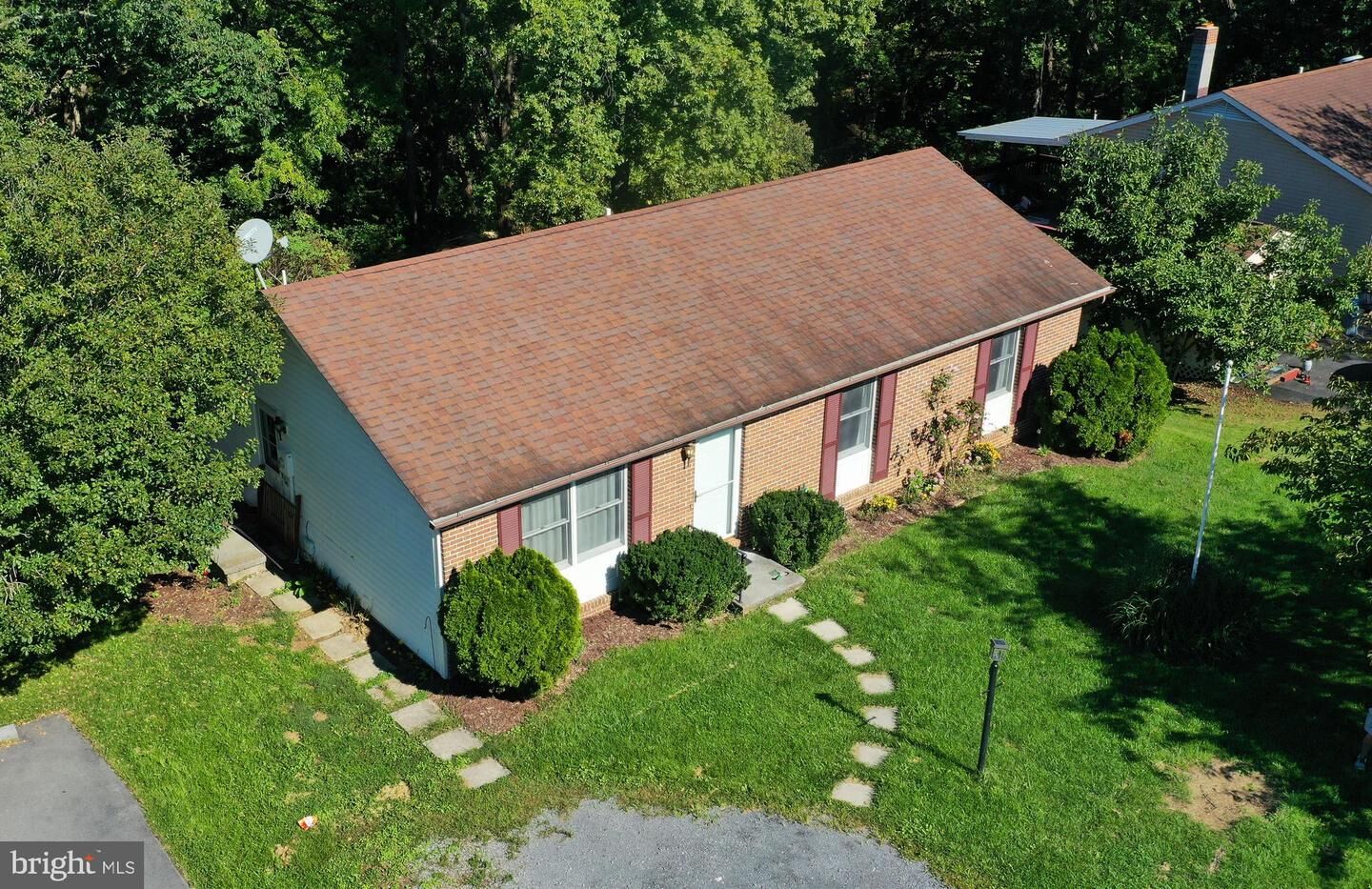 Property Photo: 116 Summer Lake Drive VA 22655