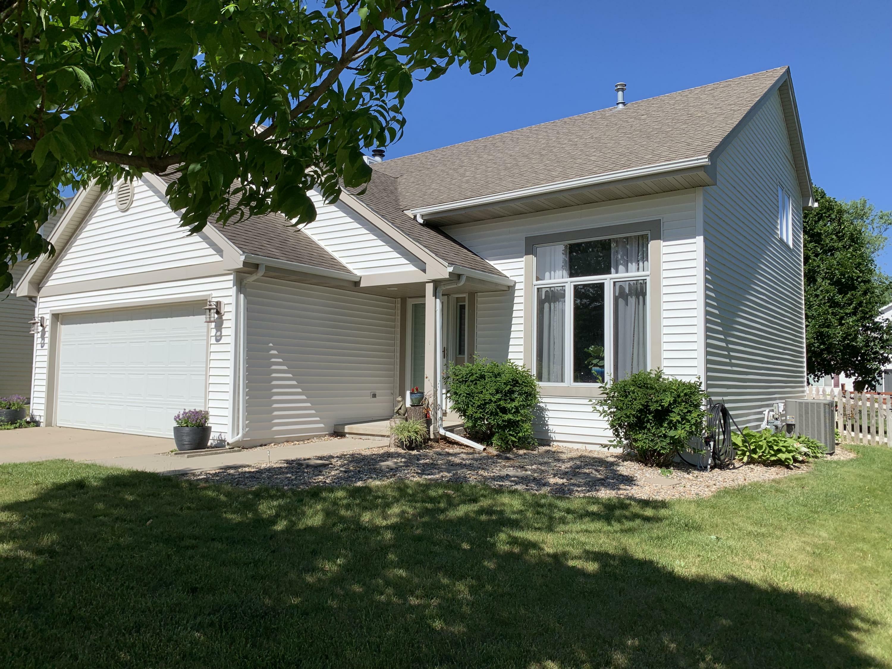 Property Photo:  3829 Eisenhower Ave Avenue  IA 50010 