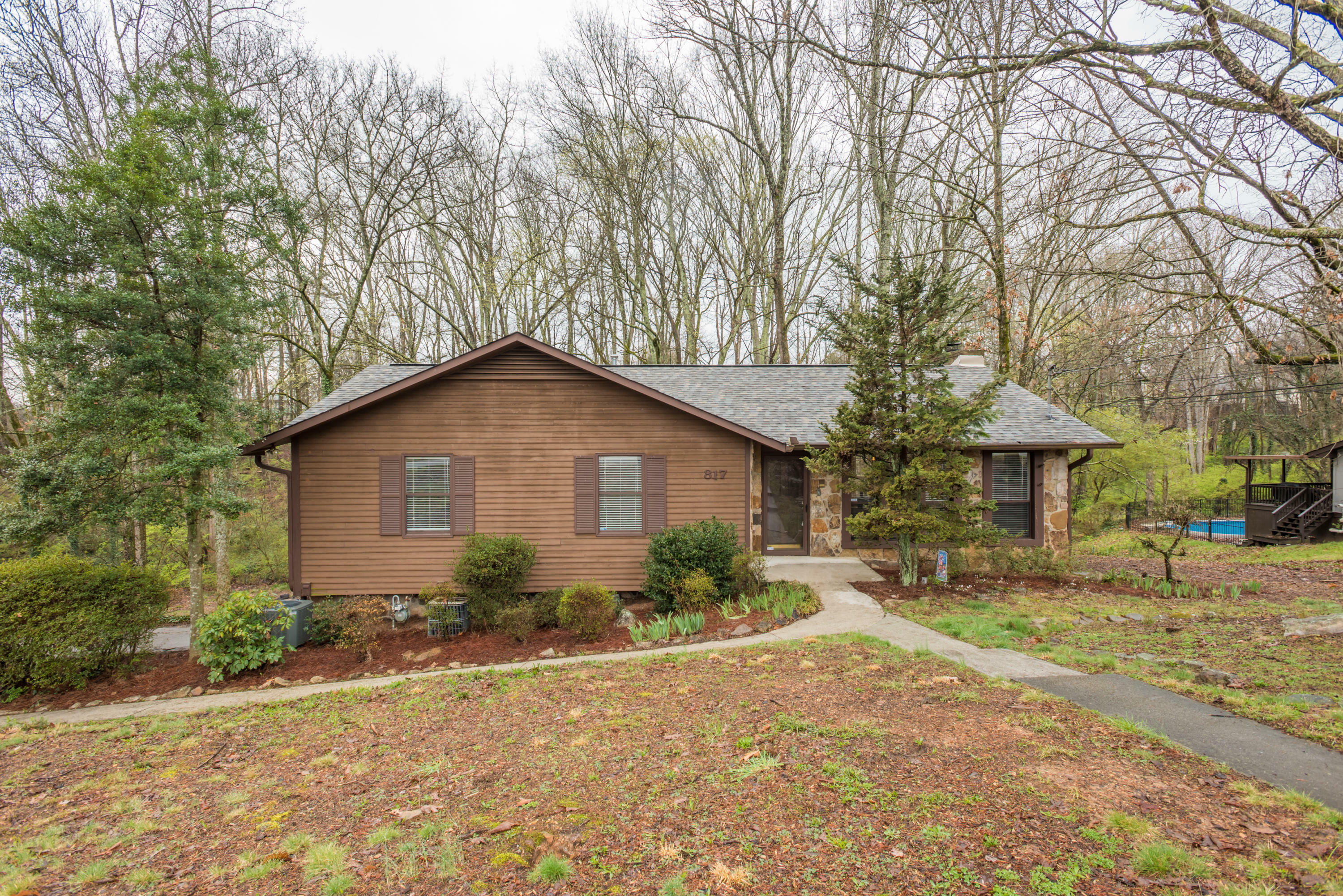 Property Photo:  817 Sanders Rd  TN 37923 