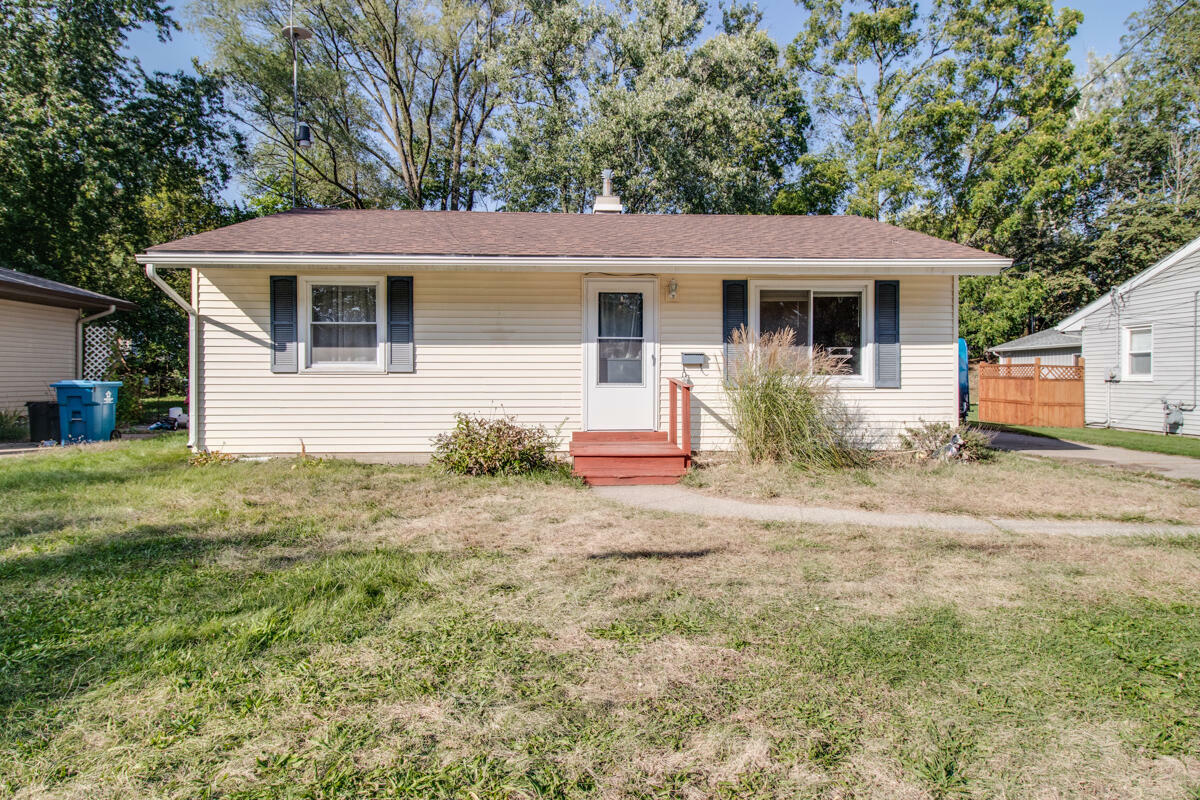 Property Photo:  760 Ingram Street  MI 49015 