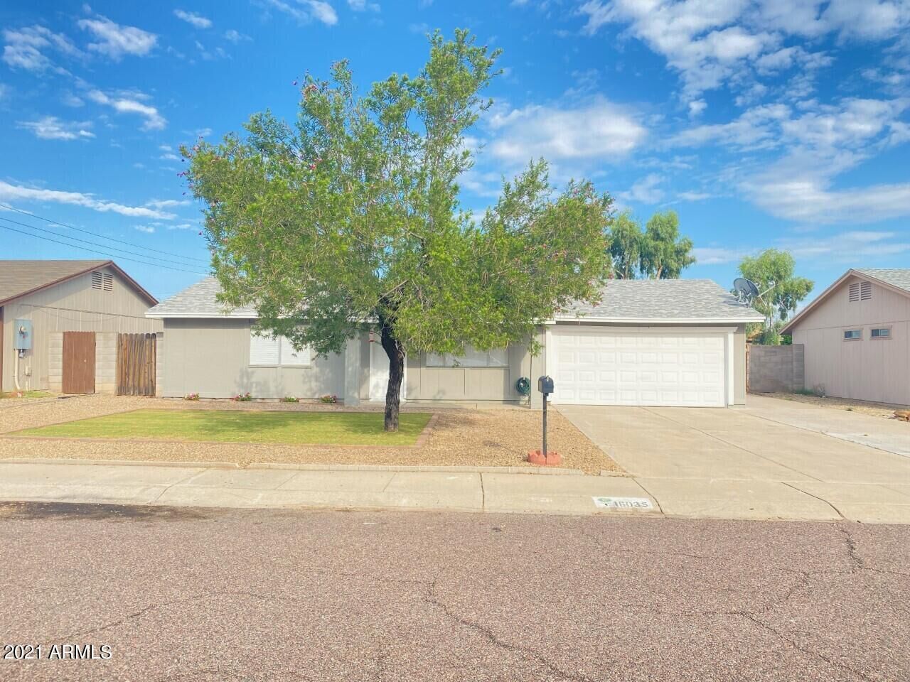 Property Photo: 16035 N 23rd Place AZ 85022