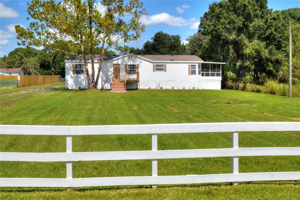 Property Photo:  5111 Heritage Trail  FL 33811 