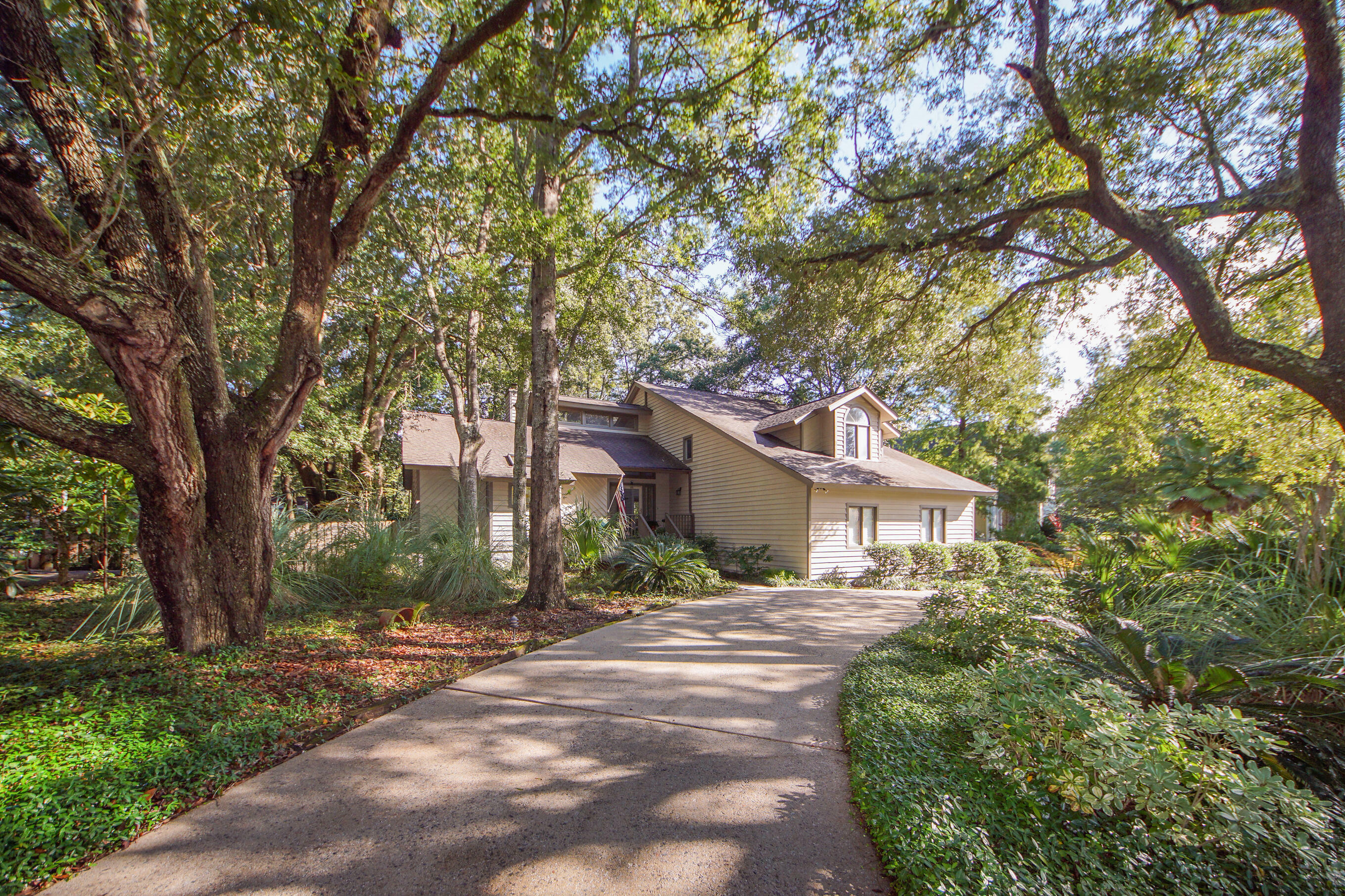 Property Photo:  276 Bampfield Drive  SC 29464 