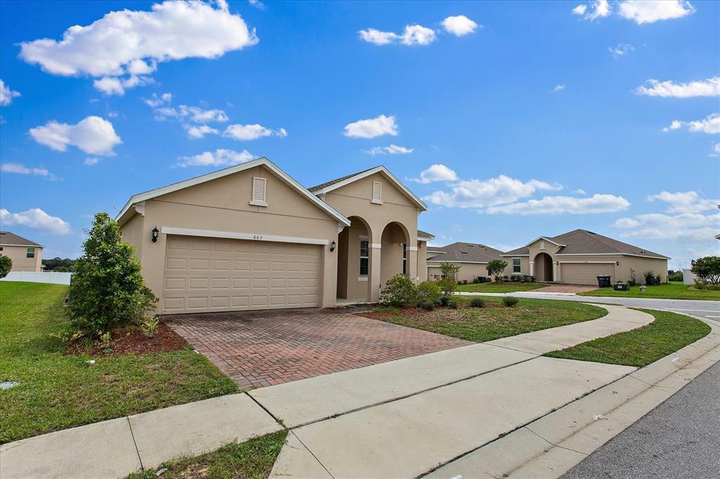 Property Photo:  603 Pescara Avenue  FL 33837 