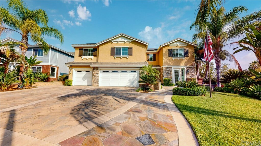 Property Photo:  303 Sunburst Lane  CA 92879 