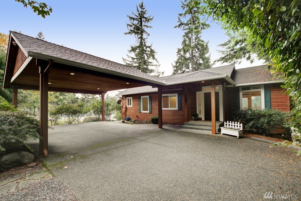 Property Photo:  5916 Mero Rd  WA 98290 