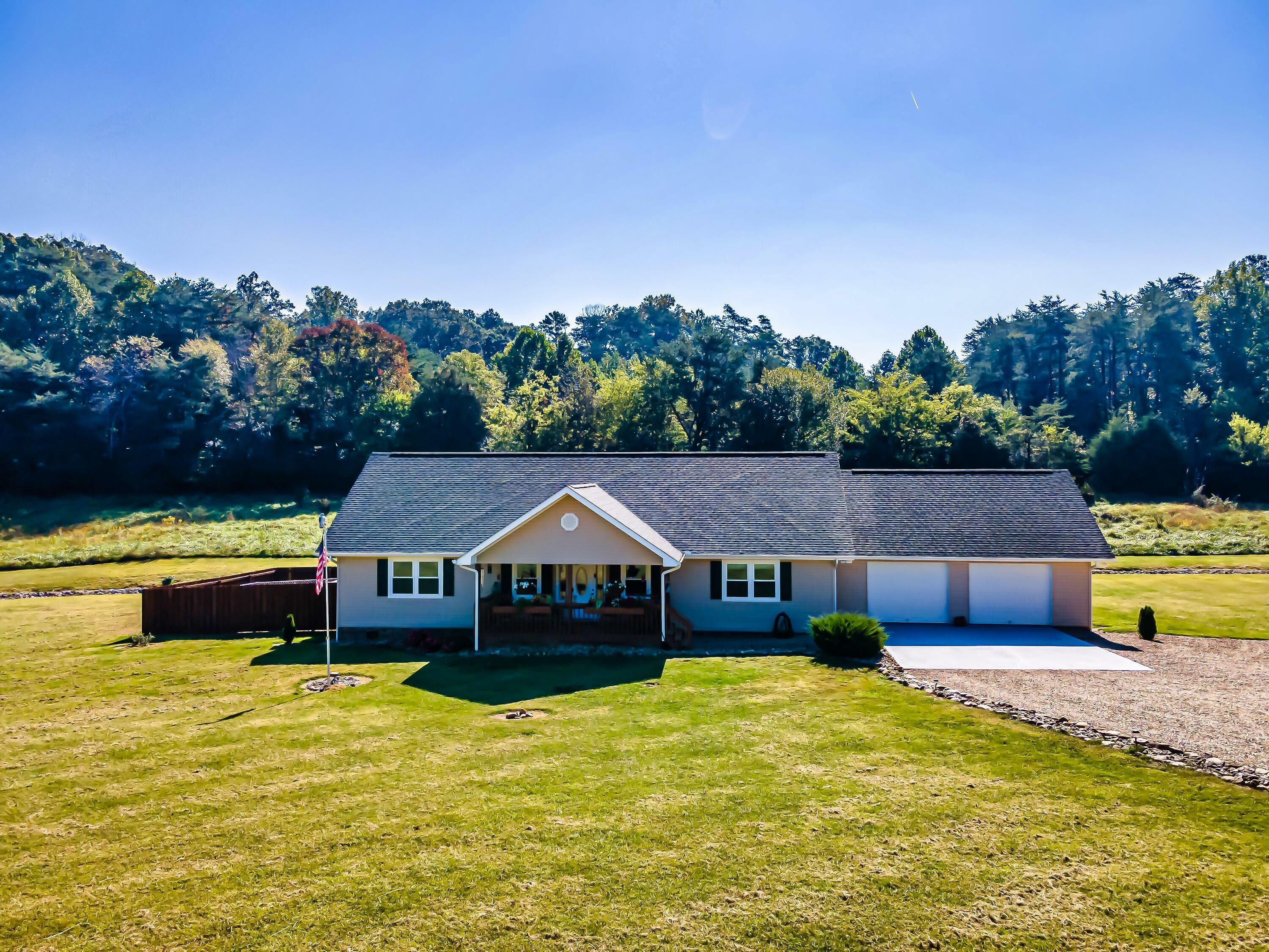 Property Photo:  1034 English Fields Drive  TN 37821 