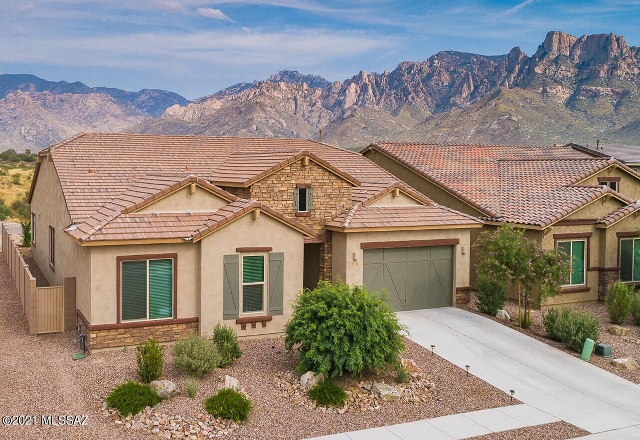 Property Photo: 11716 N Silverwood Drive AZ 85737