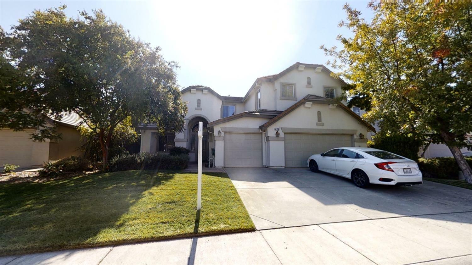 Property Photo:  420 Lyman Circle  CA 95835 