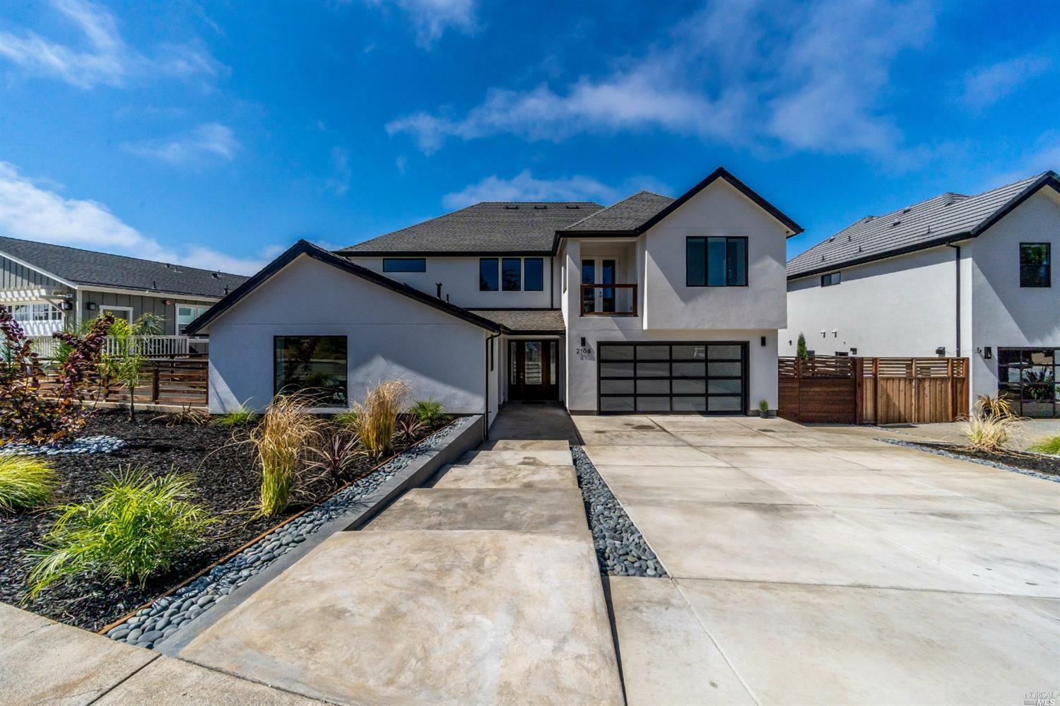 Property Photo: 2104 Wedgewood CA 95404