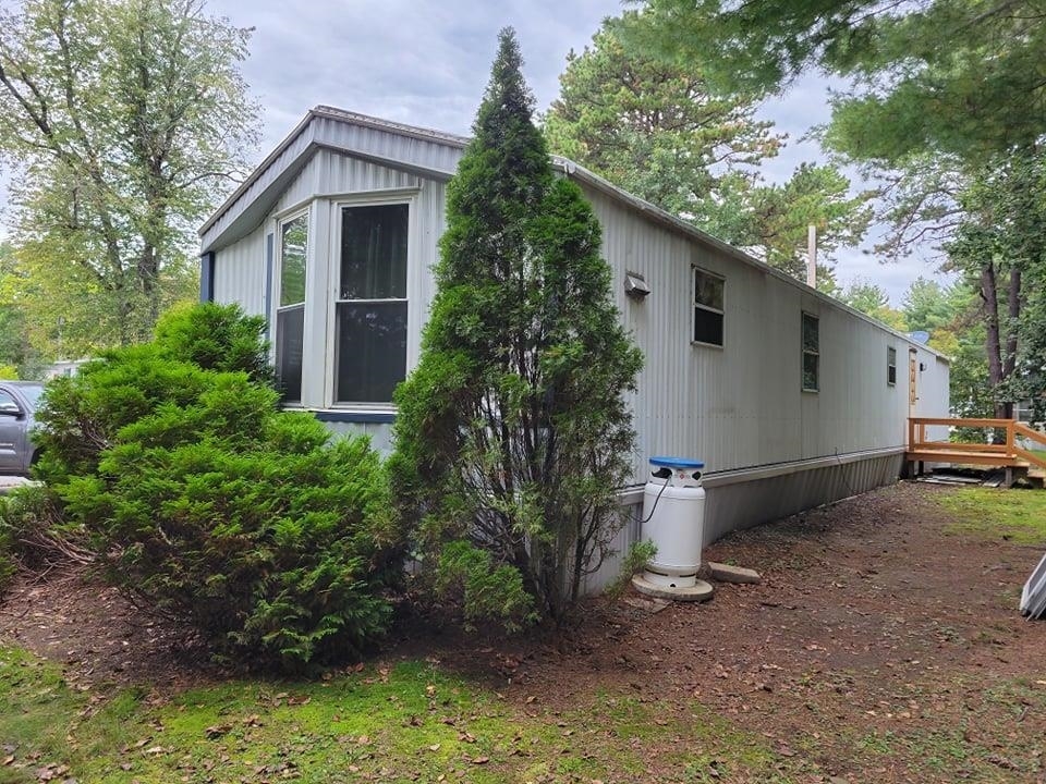 Property Photo:  464 Boston Post Road 36  NH 03031 