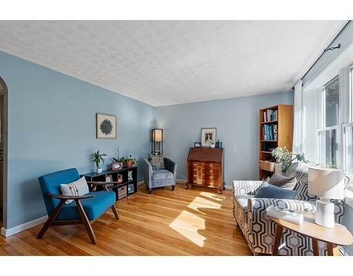 Property Photo:  3 Maple St  MA 01524 