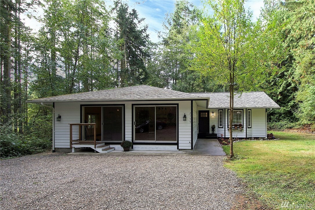 Property Photo:  2159 Ivy St  WA 98368 