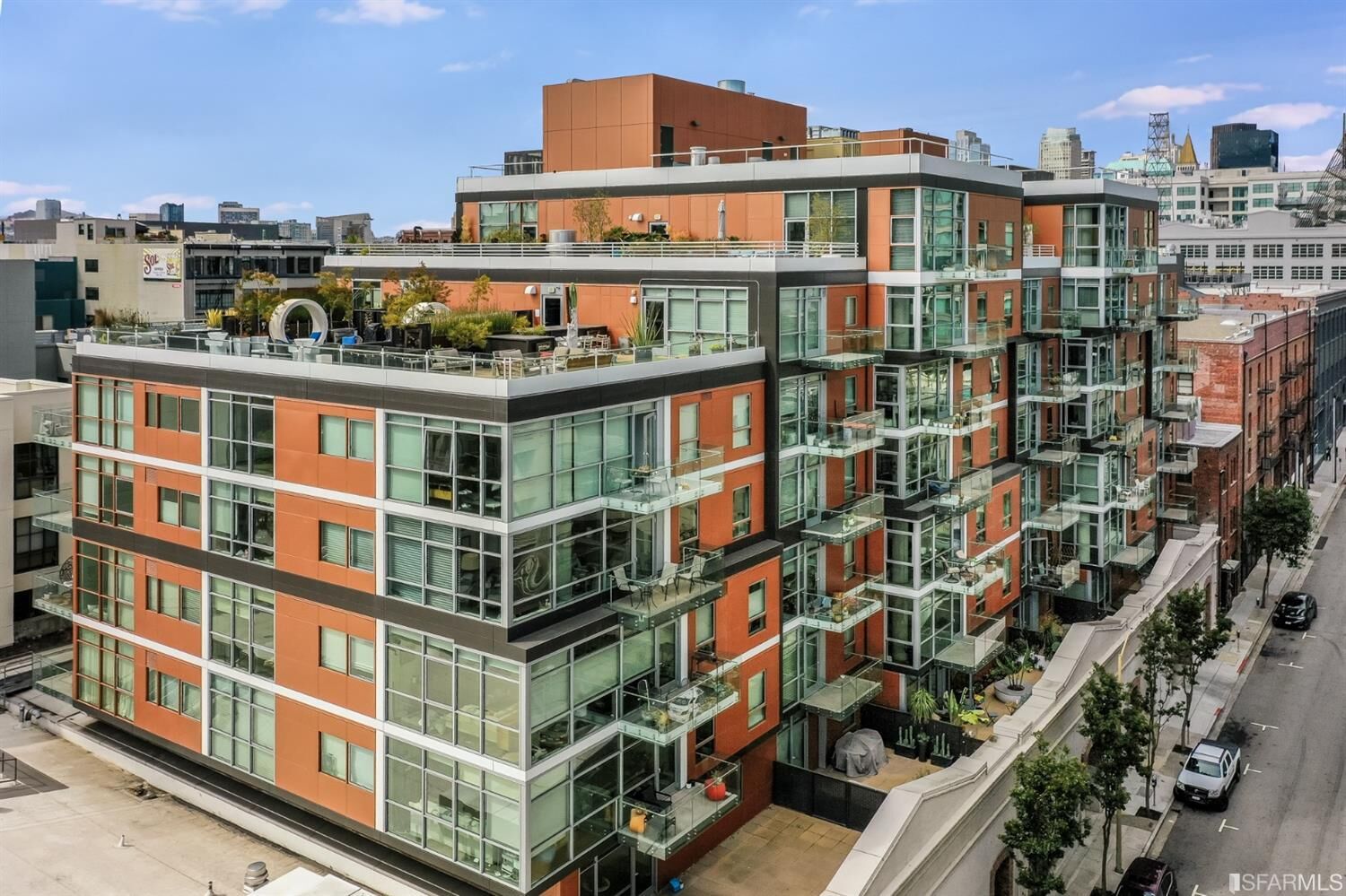 Property Photo:  72 Townsend Street 307  CA 94107 