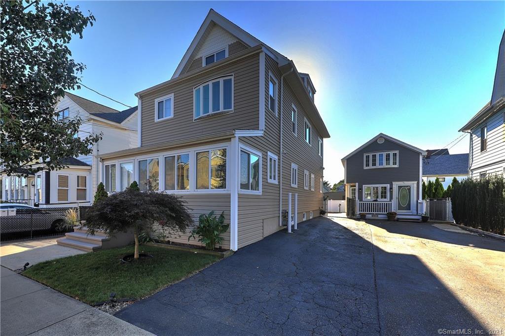 Property Photo: 122 Peck Avenue CT 06516