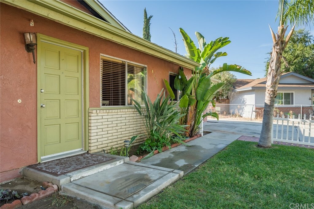 Property Photo:  41365 Torrey Pine Court  CA 92544 