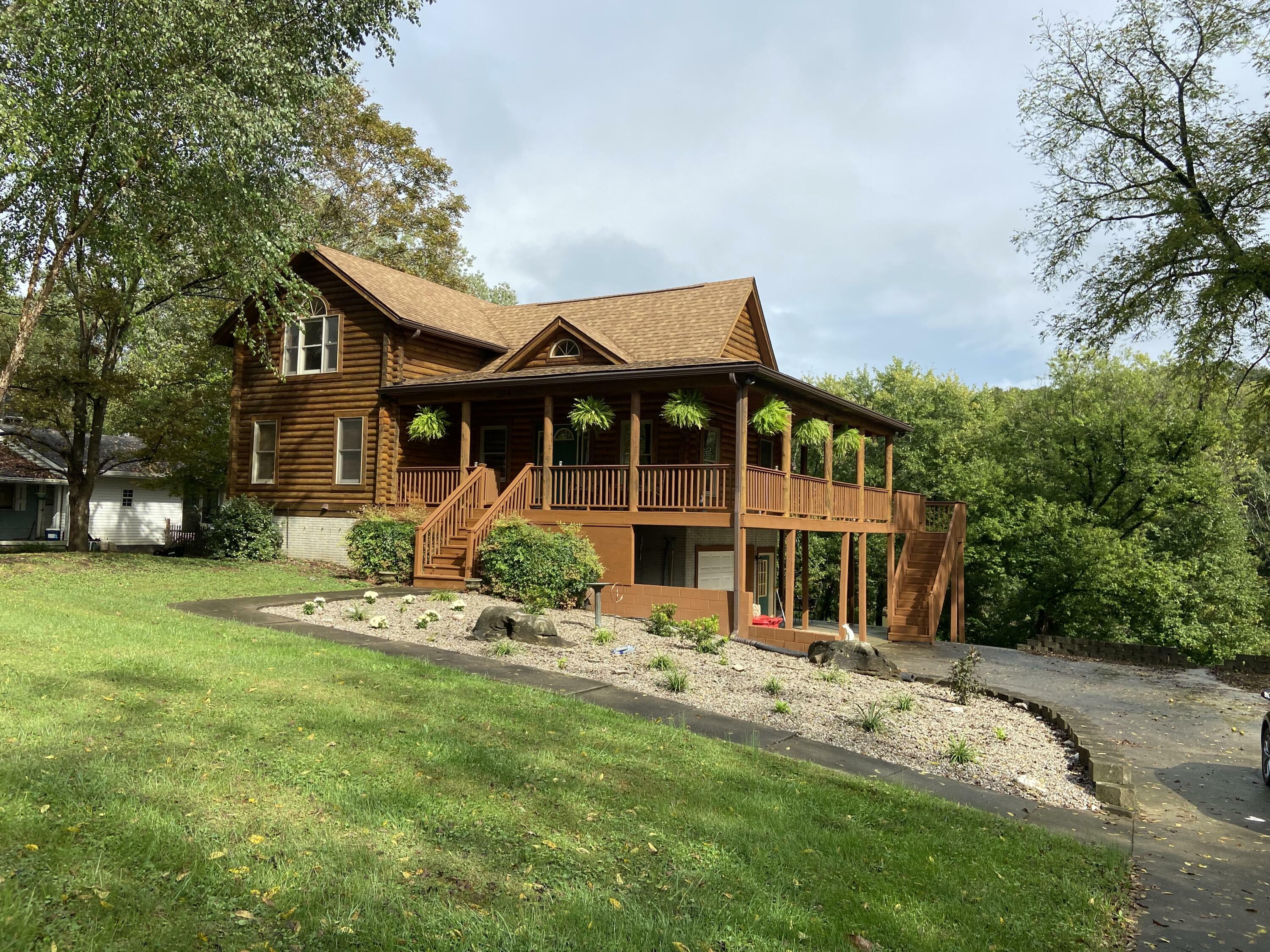 Property Photo:  264 River Valley Road  KY 40601 