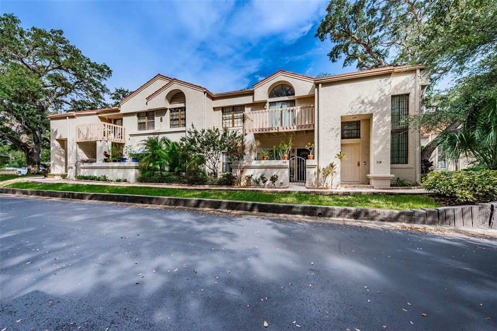 Property Photo:  218 Los Prados Drive 218  FL 34695 
