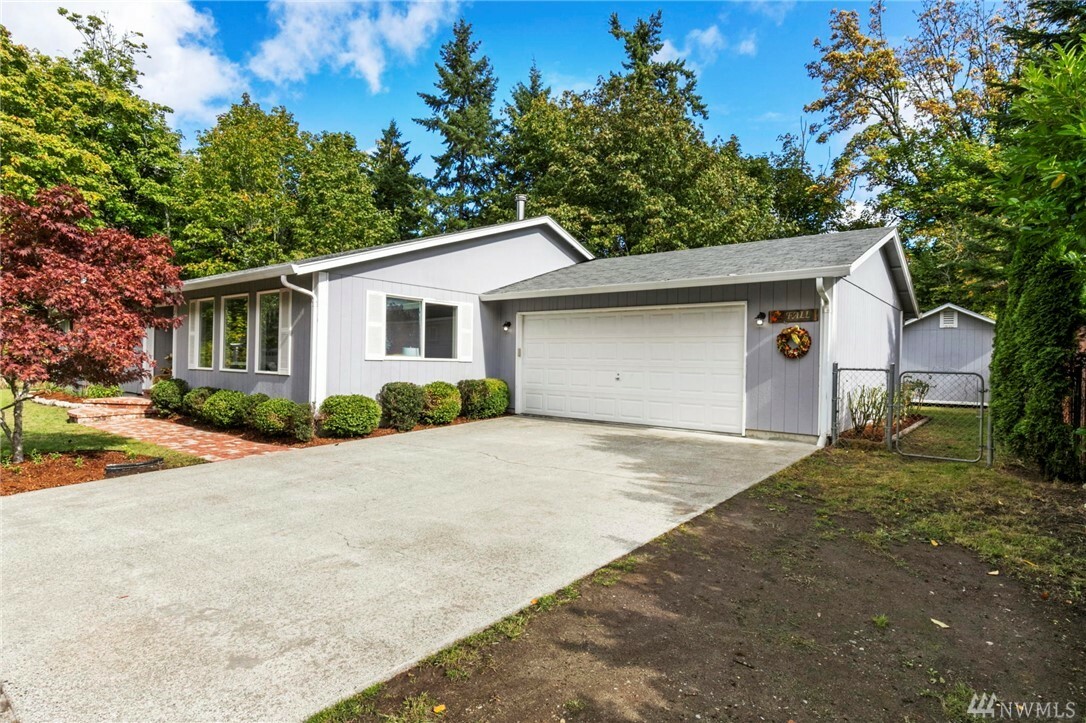 Property Photo:  209 Caseco Lane  WA 98366 