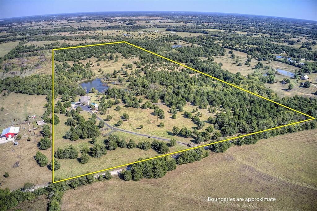 Property Photo:  670 County Road 4116  TX 75422 