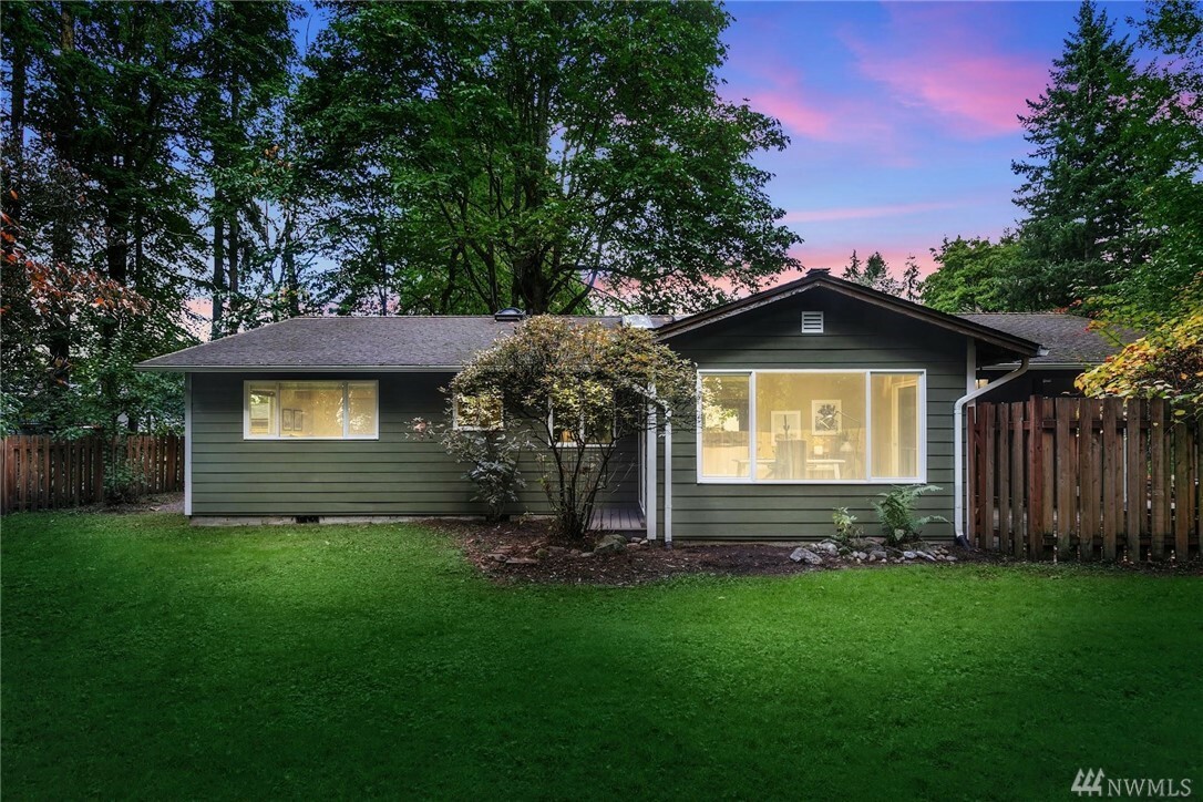 Property Photo: 23314 44th Ave W WA 98043