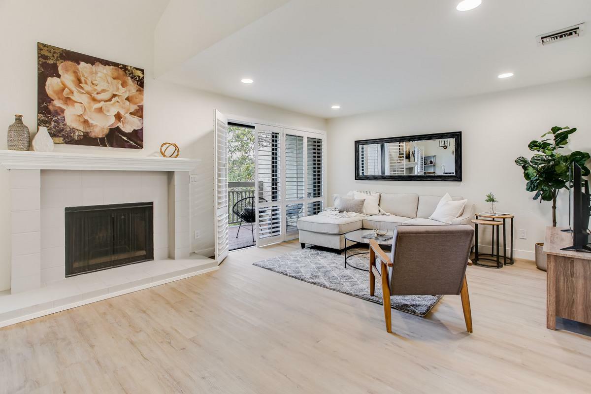 Property Photo: 3705 Terstena Place 201 CA 95051