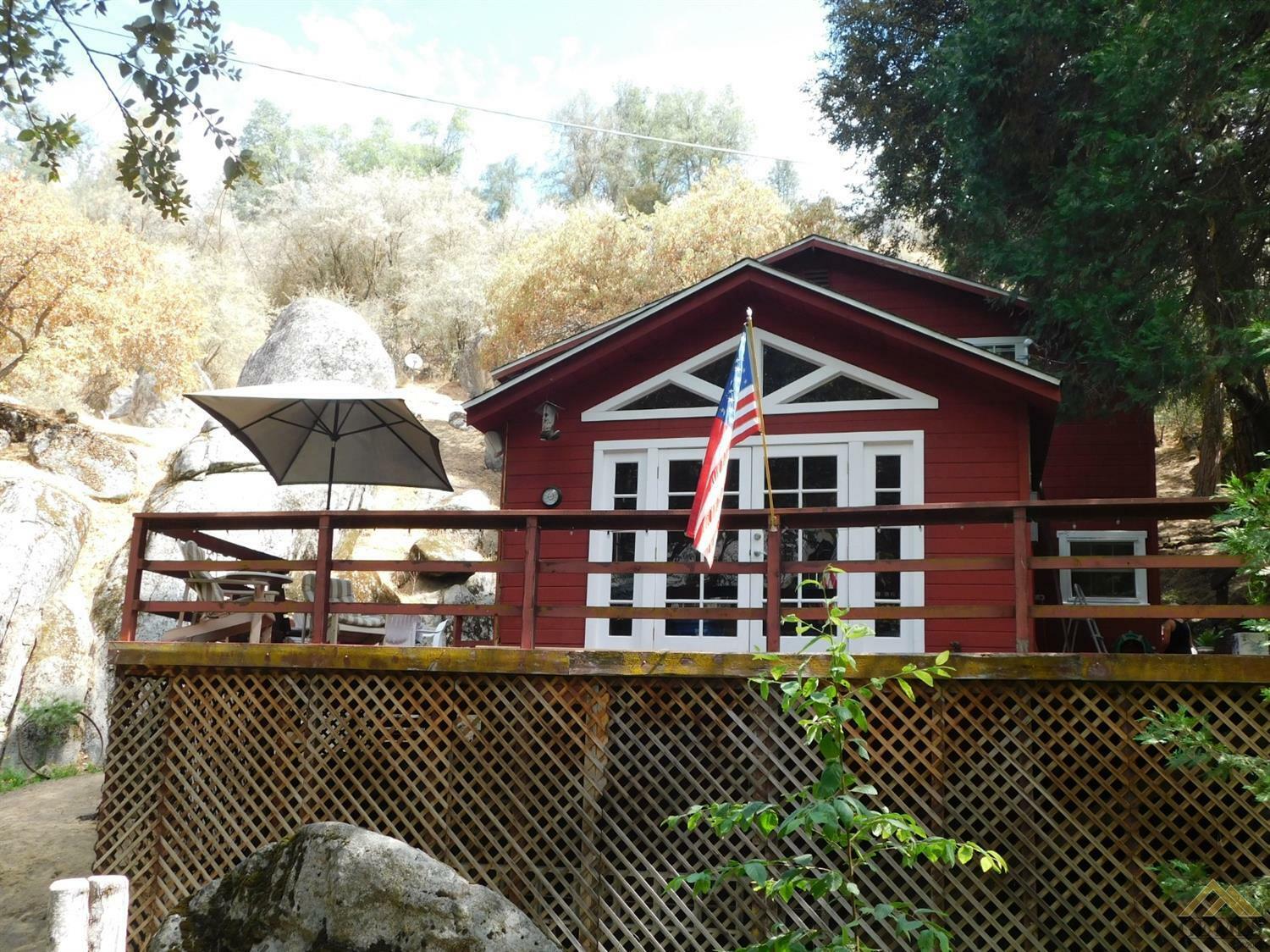 Property Photo:  44133 Old Stage Rd 26  CA 93260 