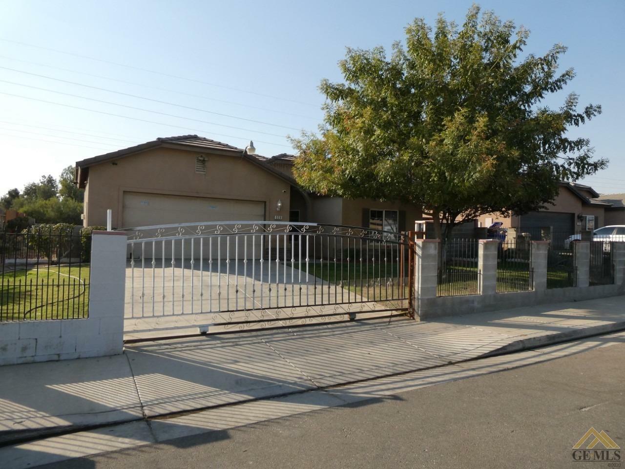 Property Photo:  520 Voorhies Lane  CA 93306 