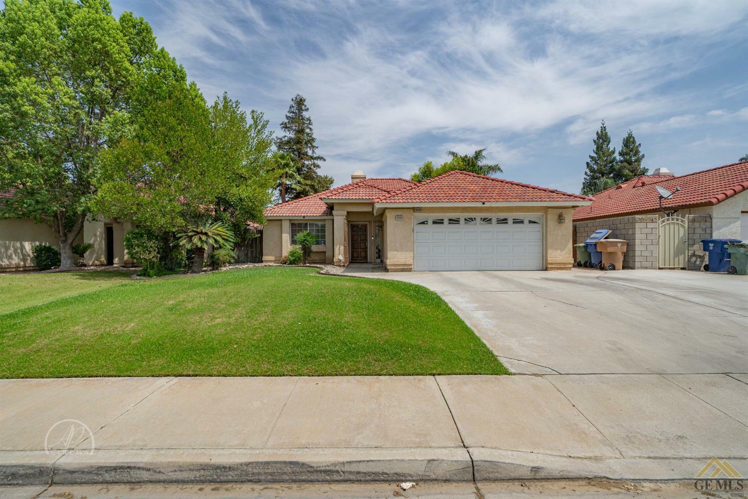 Property Photo:  11000 Bahia Court  CA 93311 