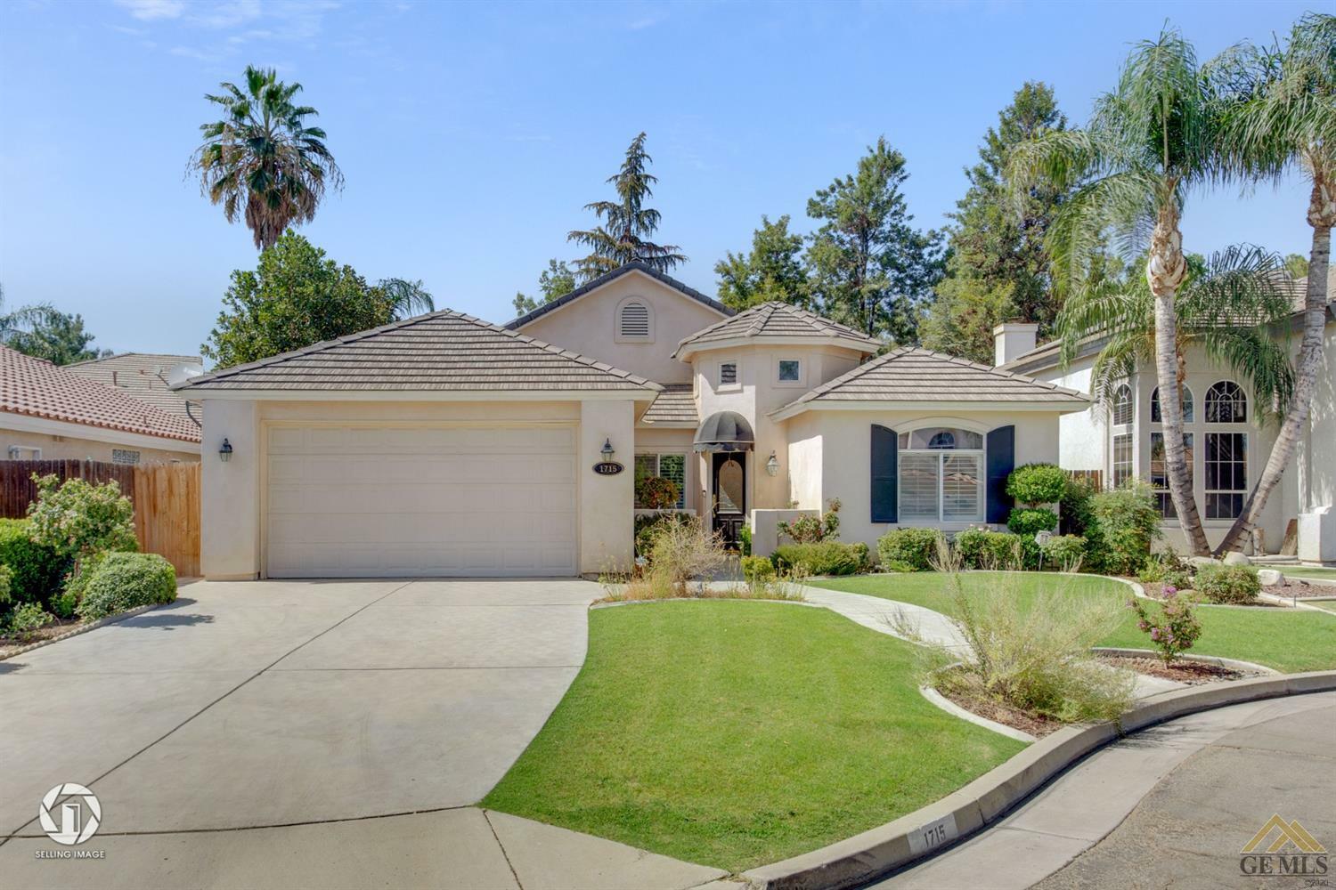 Property Photo:  1715 Sainsbury Court  CA 93311 