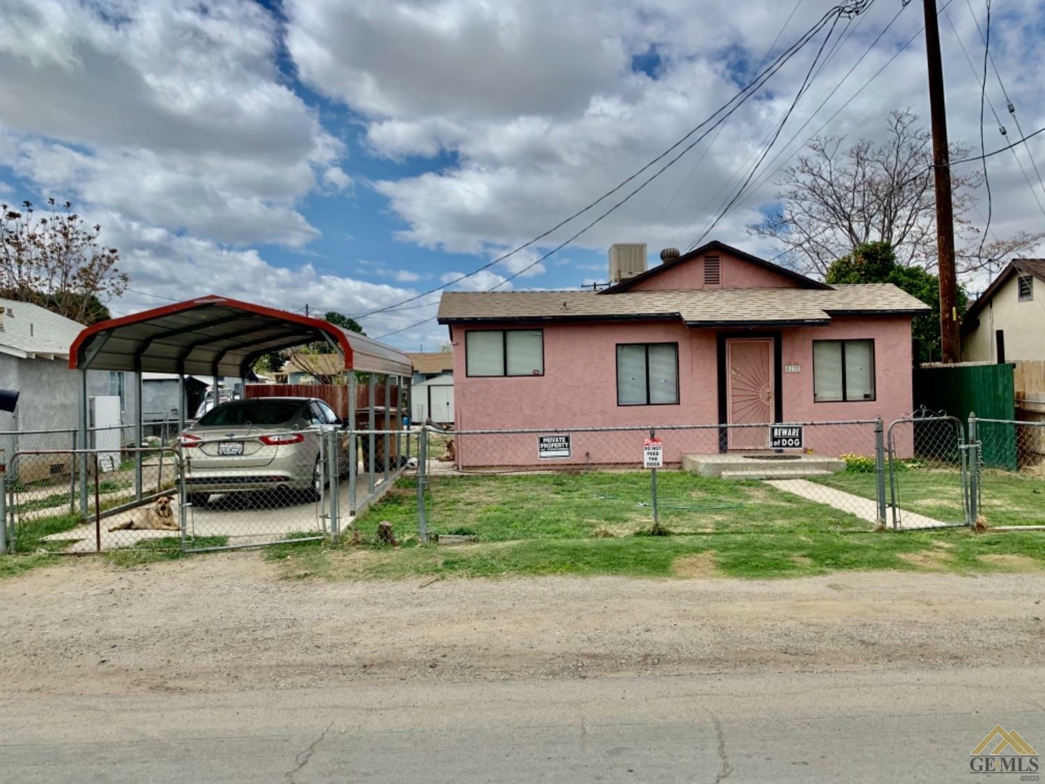 Property Photo:  513 Plymouth Avenue  CA 93308 