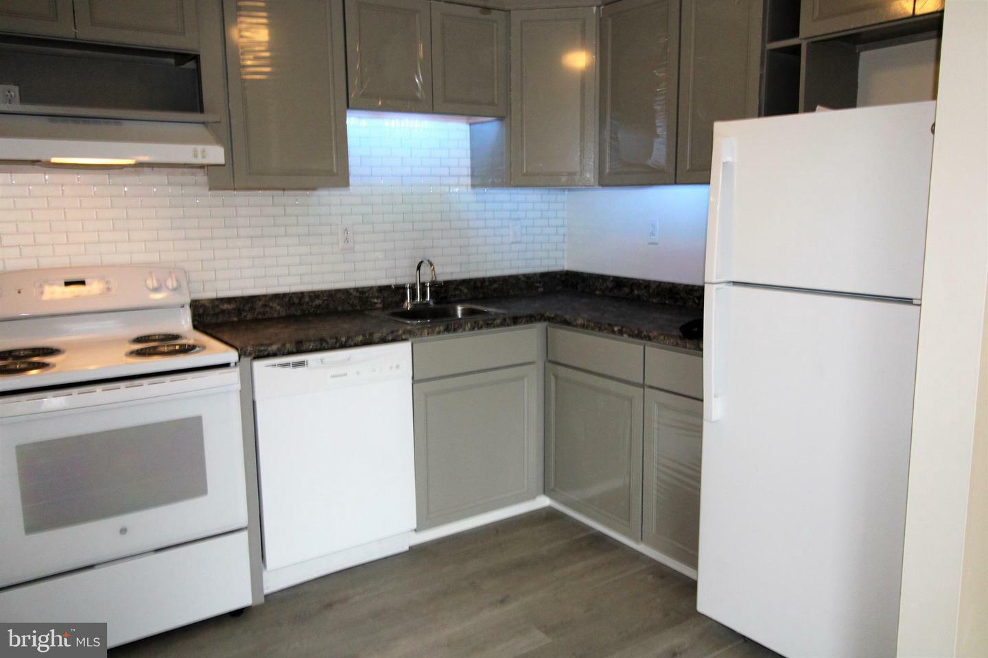 Property Photo:  1026 Adams Avenue 3B  MD 21801 