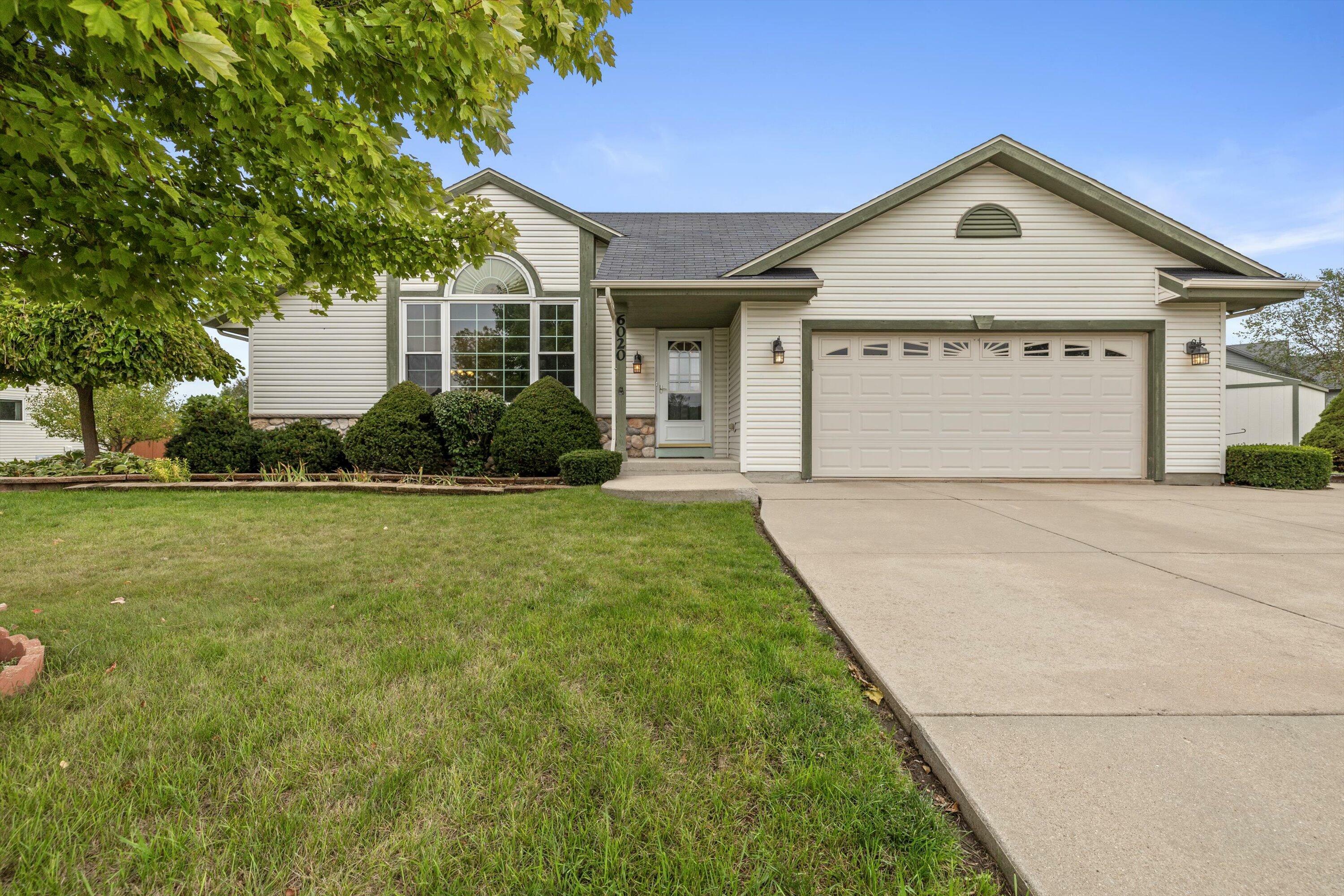 Property Photo:  6020 Greenway Ln  WI 53406 