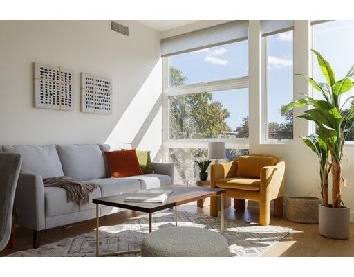 Property Photo: 18 White Street 4 MA 02140