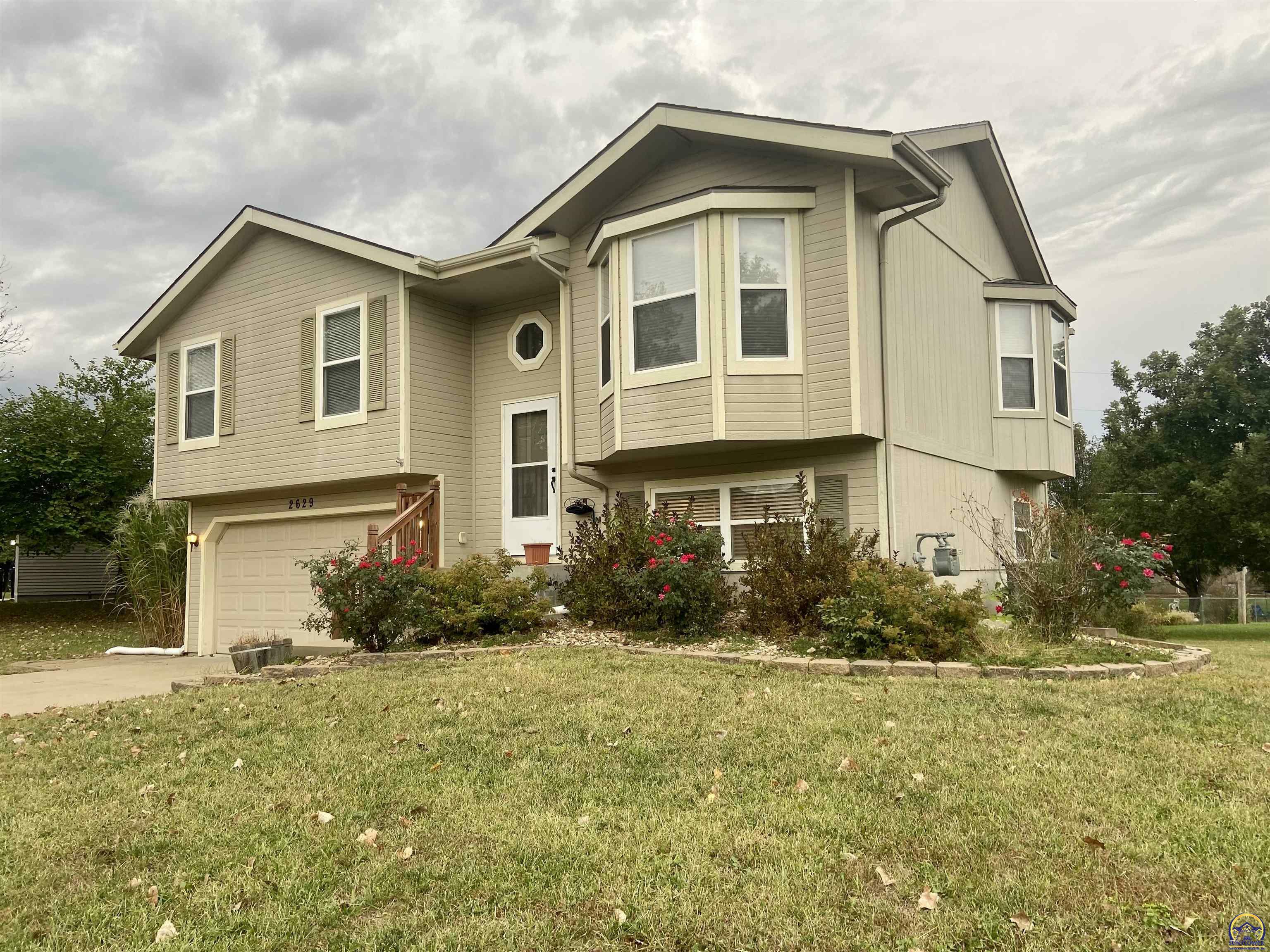 Property Photo: 2629 SW Ancaster Rd KS 66614