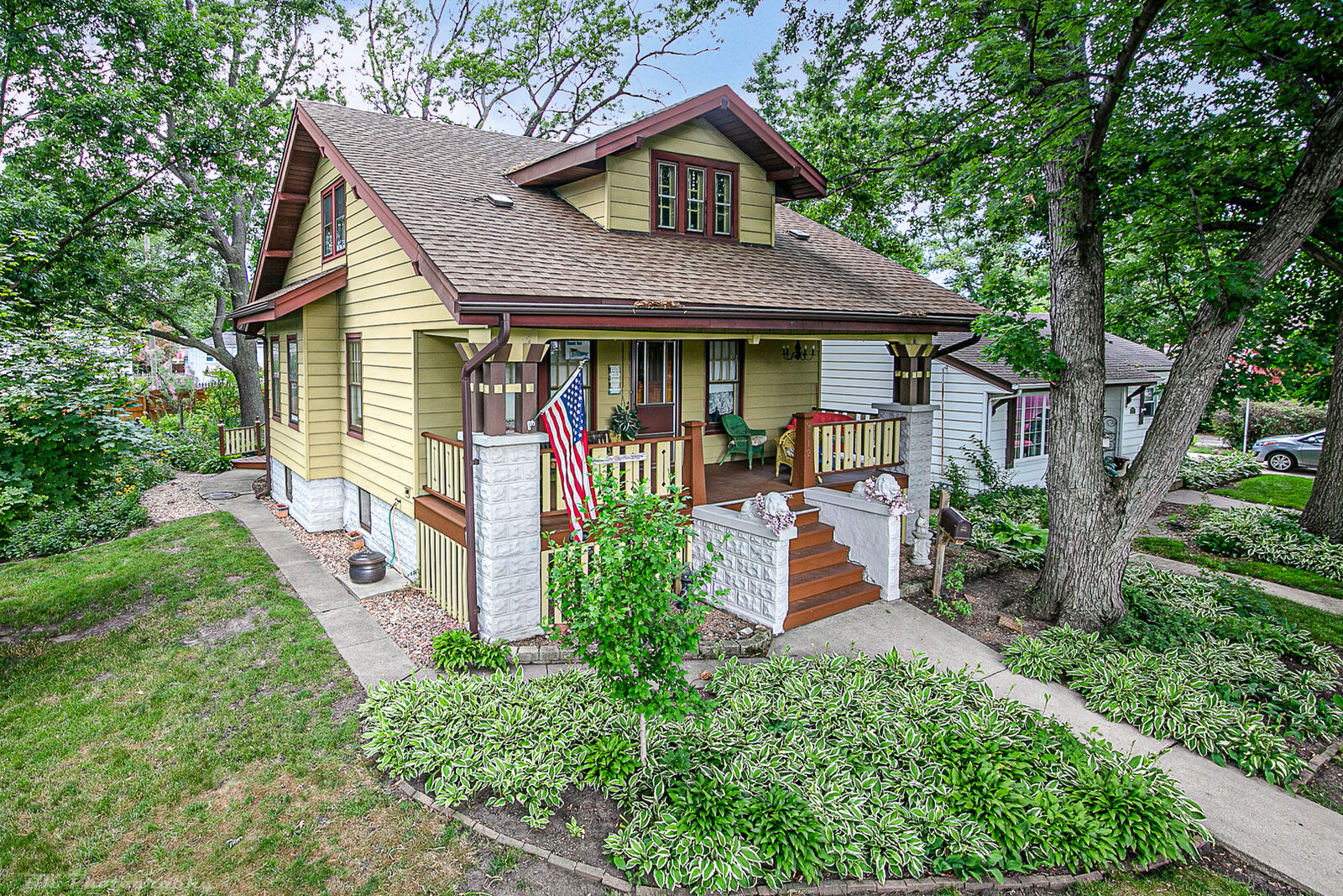 Property Photo: 9712 S 54th Avenue IL 60453