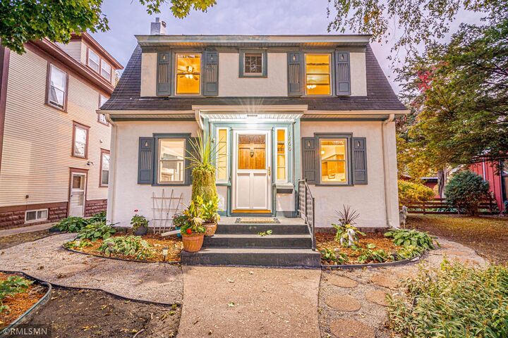 1260 Ashland Avenue  Saint Paul MN 55104 photo