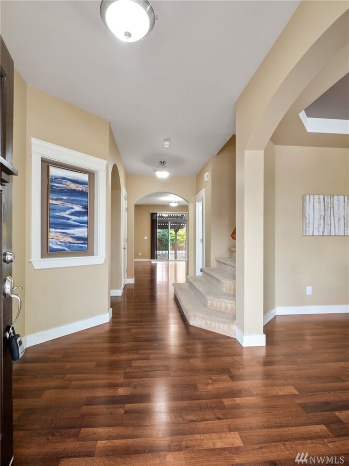 Property Photo: 4211 Cashmere Dr NE WA 98516