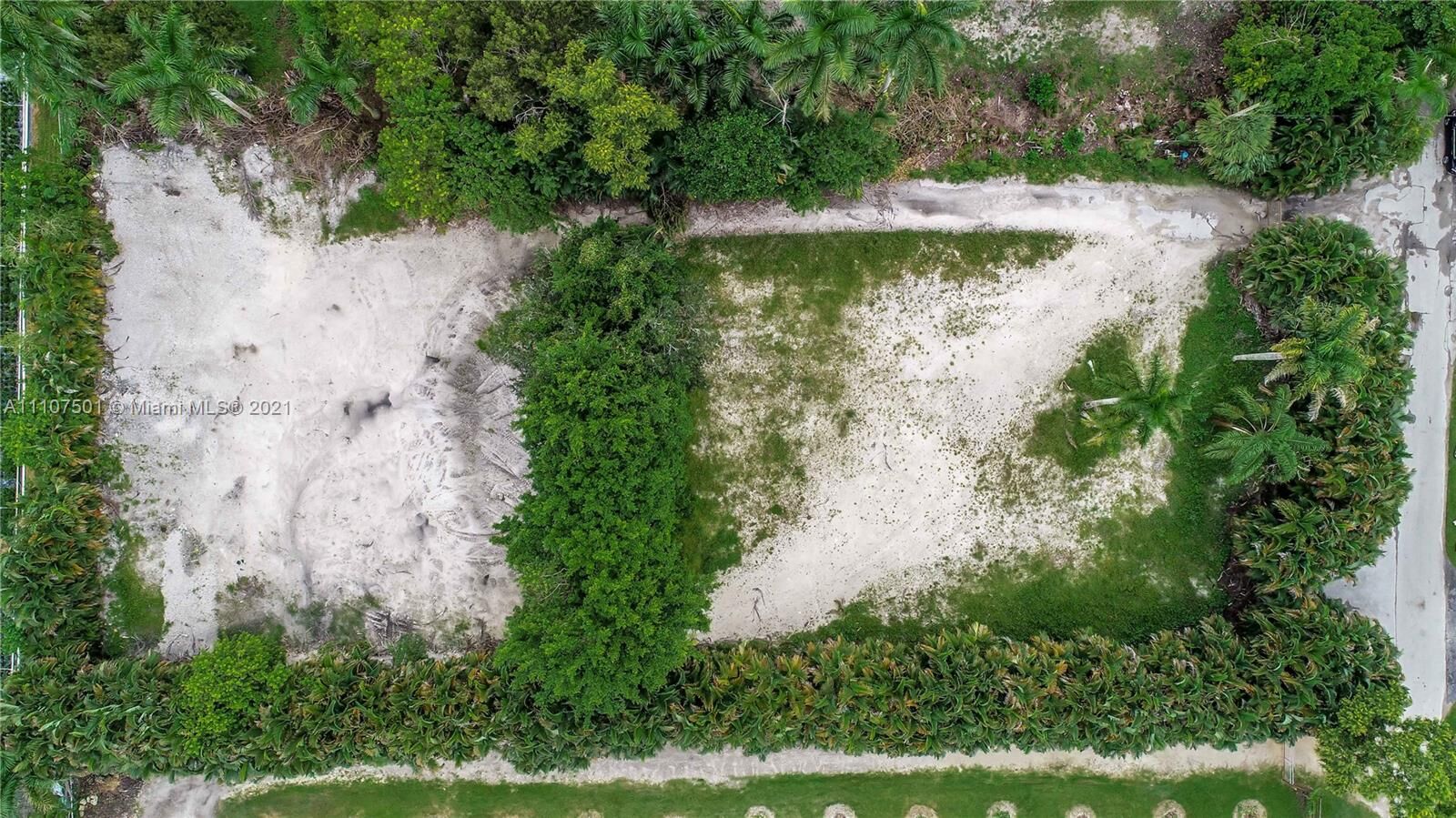 Property Photo: 15711 SW 56 Street FL 33331