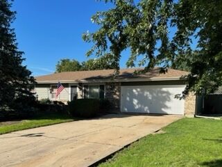 Property Photo:  130 Laurie Lane  IL 60543 