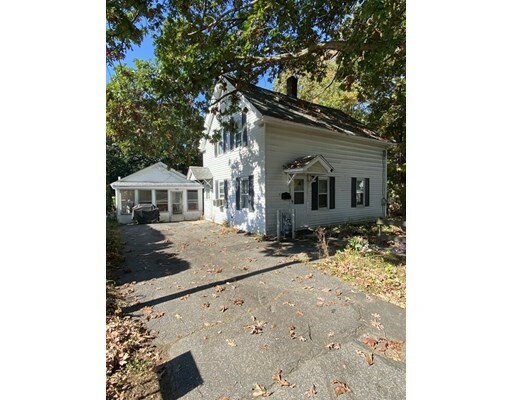 Property Photo:  28 Elm Street  MA 01749 